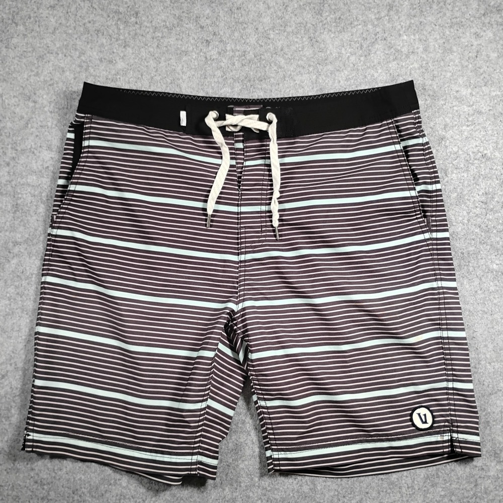 Vuori Equator Board Short 32 Gray Striped Swim Trunks Beach Wear Shorter Inseam
